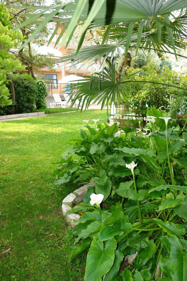 Hotel Alpi Malcesine Bagian luar foto