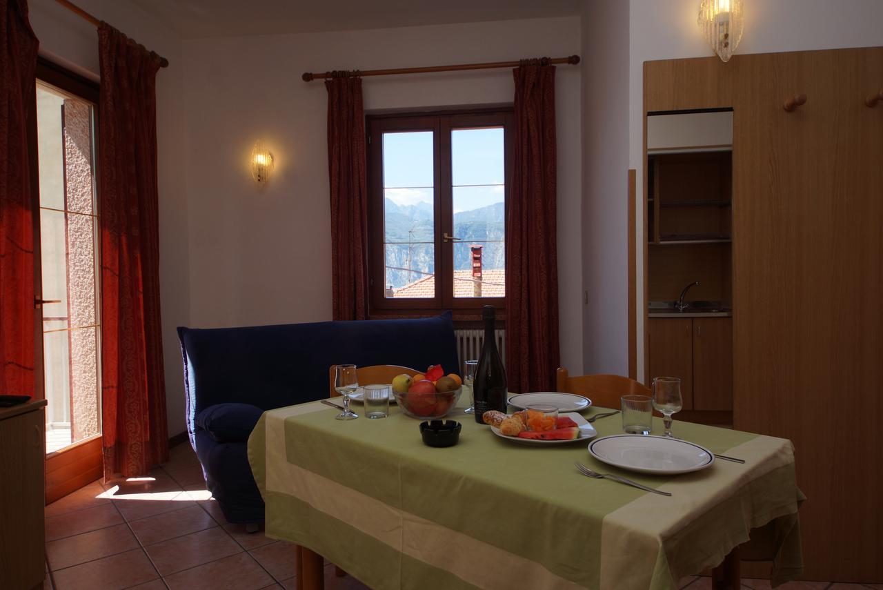 Hotel Alpi Malcesine Bagian luar foto